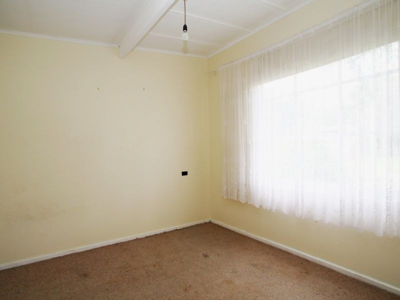 40 Government Road, Sussex Inlet NSW 2540