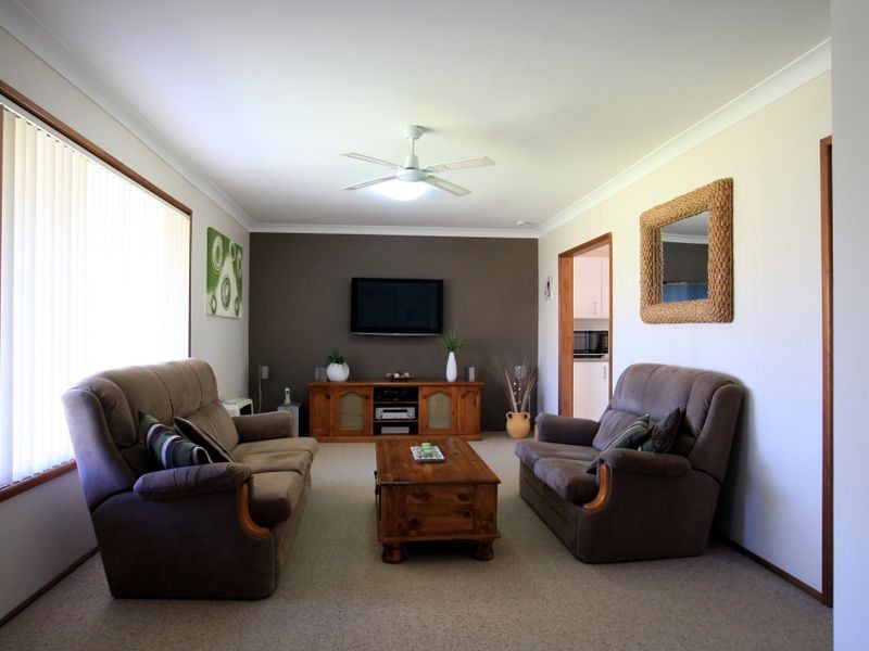 71 Sussex Inlet Rd, Sussex Inlet NSW 2540