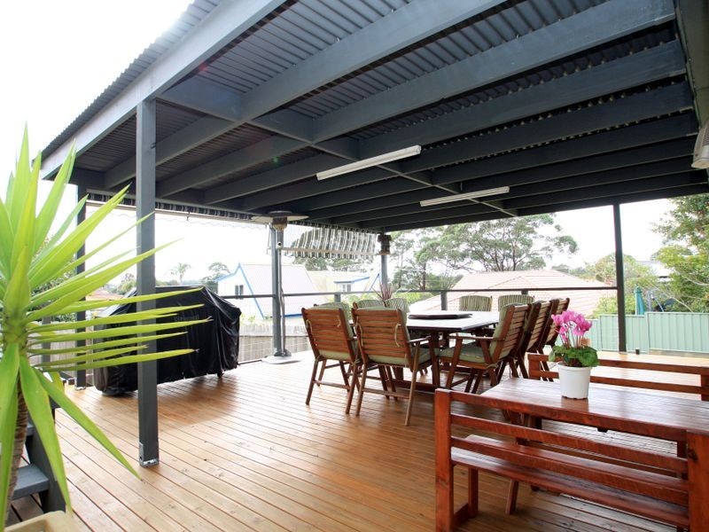71 Sussex Inlet Rd, Sussex Inlet NSW 2540