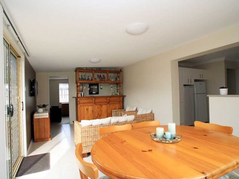 71 Sussex Inlet Rd, Sussex Inlet NSW 2540