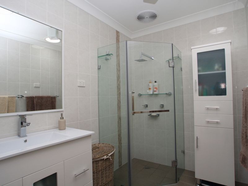 71 Sussex Inlet Rd, Sussex Inlet NSW 2540