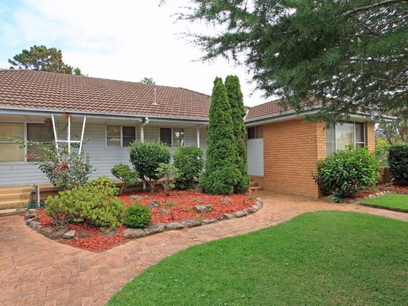 7 Lagoon Crescent, Sussex Inlet NSW 2540