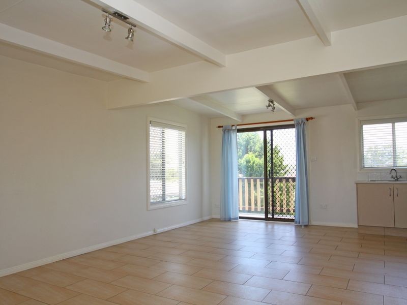 15 Ray Street, Sussex Inlet NSW 2540