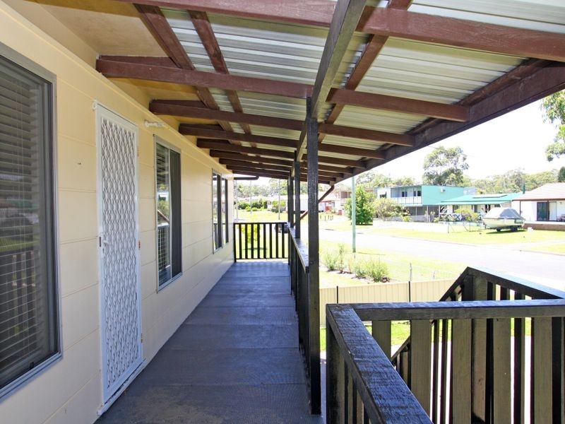 15 Ray Street, Sussex Inlet NSW 2540