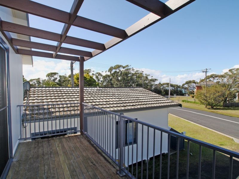 1 Pope Avenue, Berrara NSW 2540