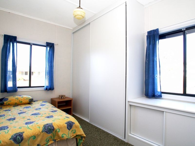 1 Pope Avenue, Berrara NSW 2540