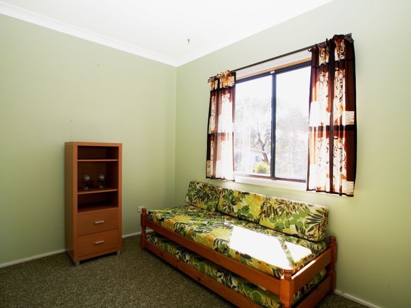 1 Pope Avenue, Berrara NSW 2540