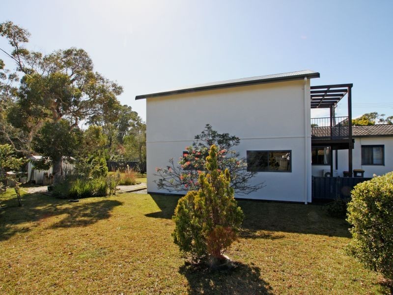 1 Pope Avenue, Berrara NSW 2540