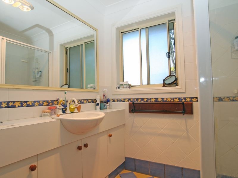 6 Marlin Place, Sussex Inlet NSW 2540