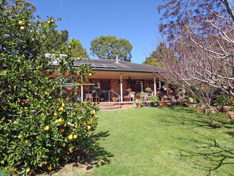 6 Marlin Place, Sussex Inlet NSW 2540