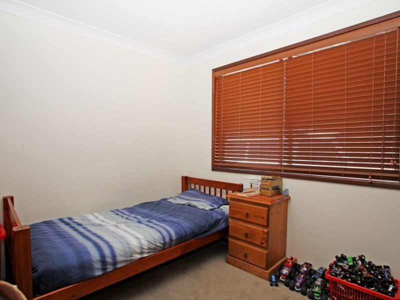 13 Lakeshore Parade, Sussex Inlet NSW 2540