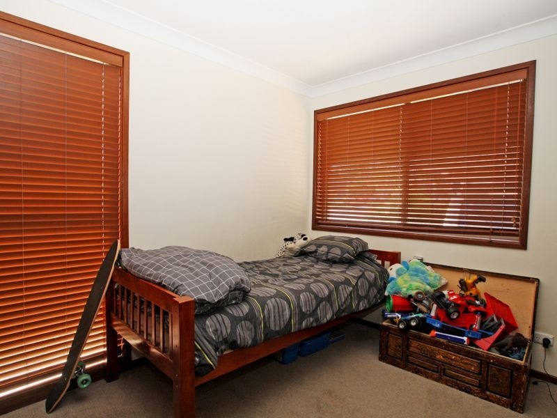 13 Lakeshore Parade, Sussex Inlet NSW 2540