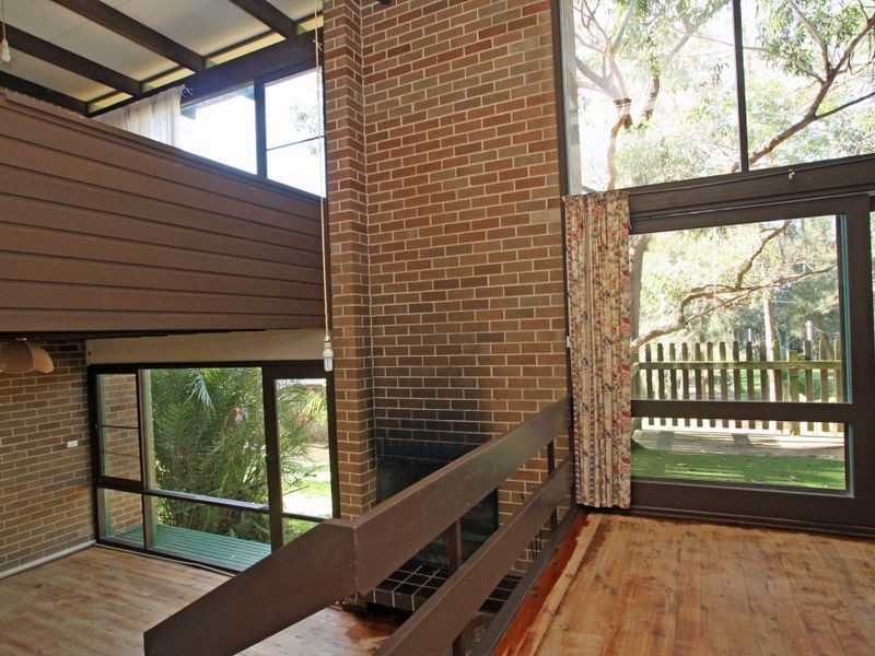 19 Fairview Crescent, Sussex Inlet NSW 2540