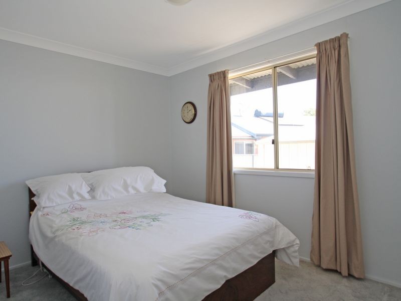 1 Ethel Avenue, Sussex Inlet NSW 2540