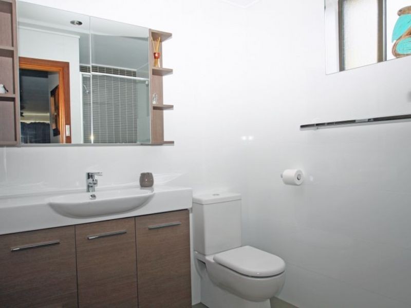 8 Alamein Street, Sussex Inlet NSW 2540