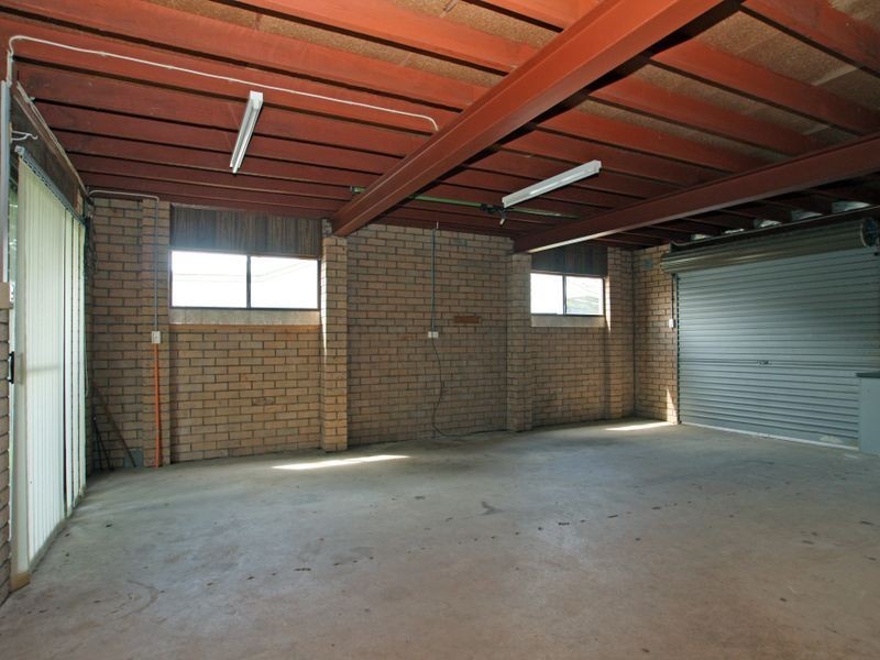 9 Riviera Avenue, Sussex Inlet NSW 2540