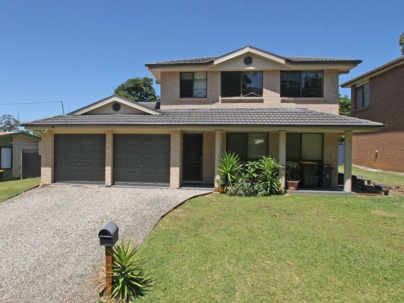 24 Suncrest Avenue, Sussex Inlet NSW 2540