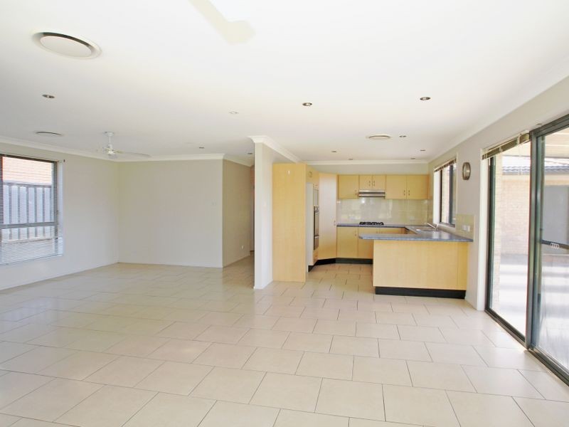 24 Suncrest Avenue, Sussex Inlet NSW 2540