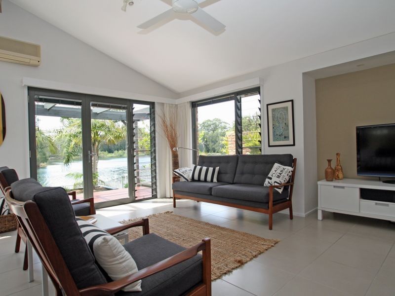 34 Thora Street, Sussex Inlet NSW 2540