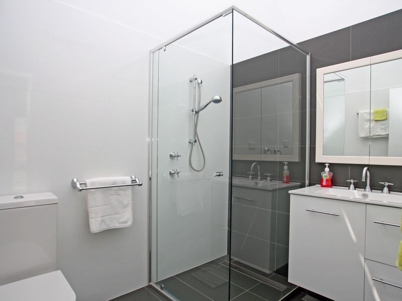 34 Thora Street, Sussex Inlet NSW 2540