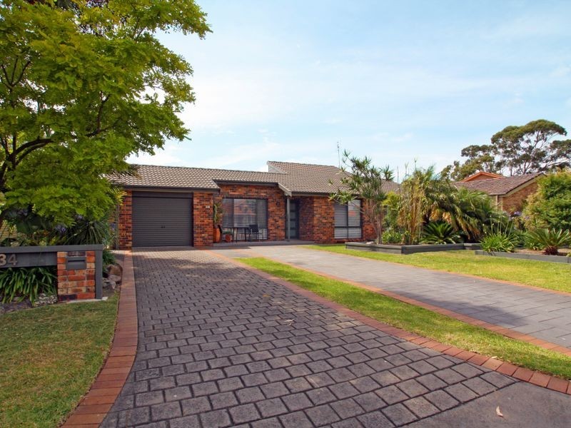 34 Thora Street, Sussex Inlet NSW 2540