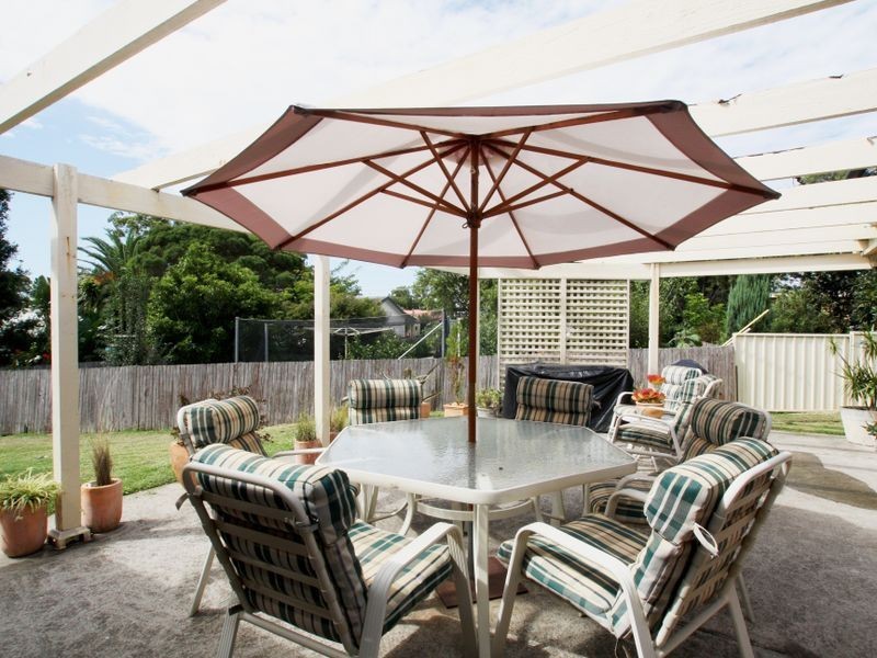 7 Suncrest Avenue, Sussex Inlet NSW 2540