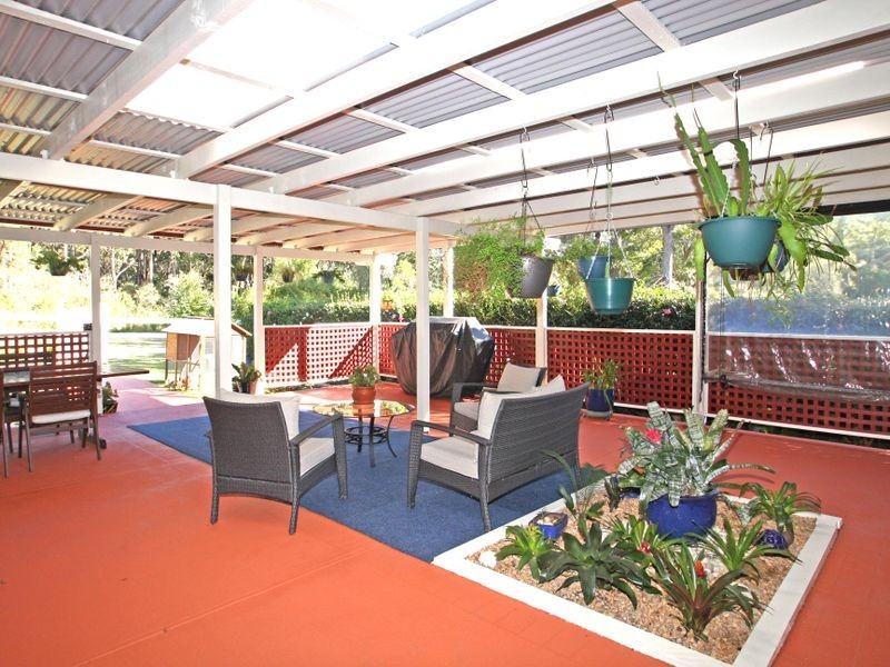 7 Lakeshore Parade, Sussex Inlet NSW 2540