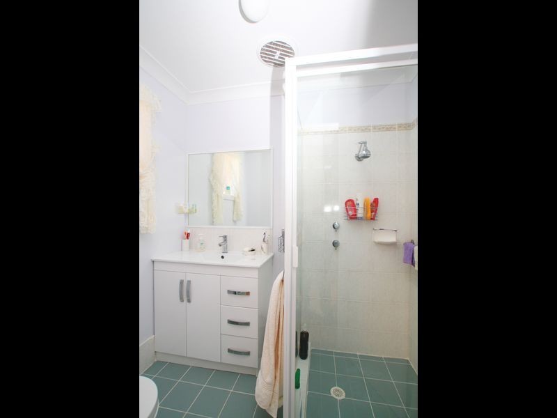 7 Lakeshore Parade, Sussex Inlet NSW 2540