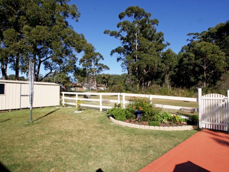 7 Lakeshore Parade, Sussex Inlet NSW 2540