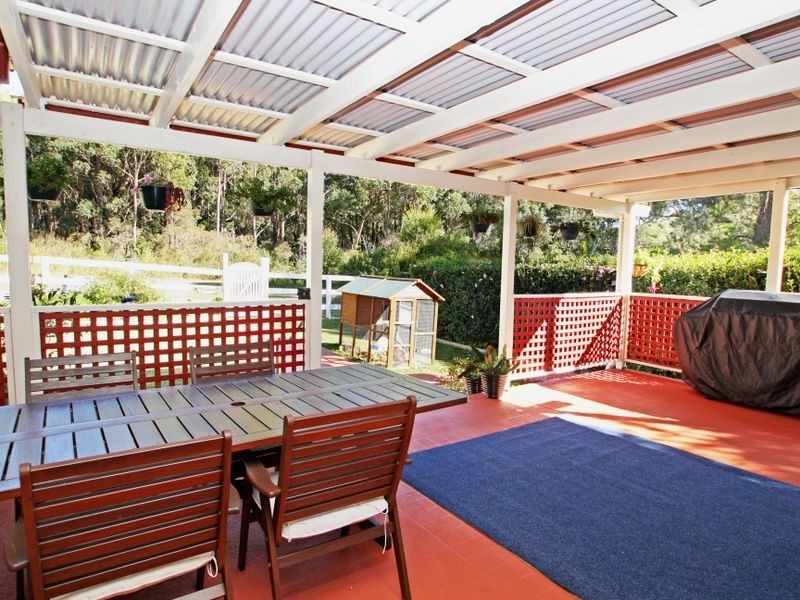 7 Lakeshore Parade, Sussex Inlet NSW 2540