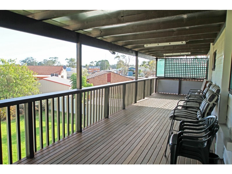 203 River Road, Sussex Inlet NSW 2540