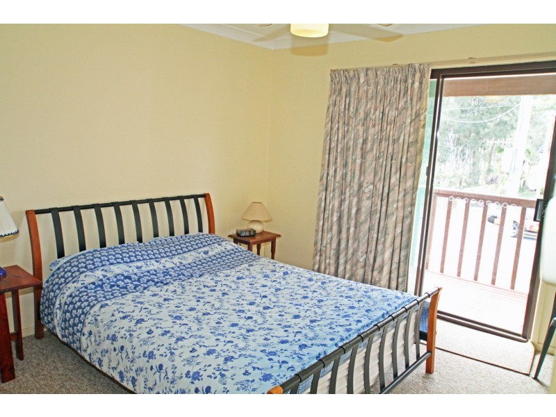 203 River Road, Sussex Inlet NSW 2540