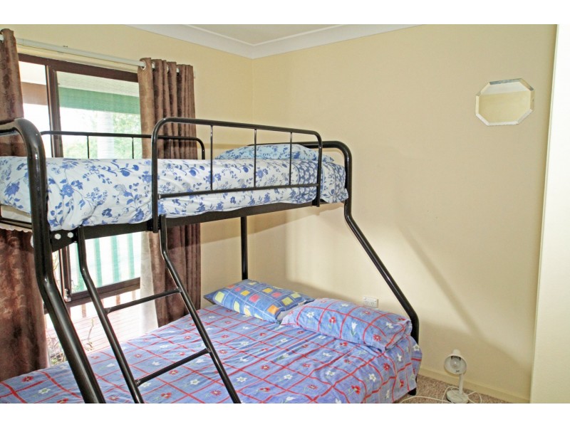 203 River Road, Sussex Inlet NSW 2540