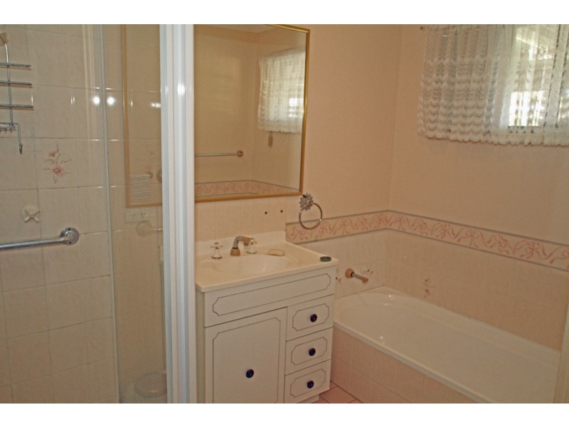 203 River Road, Sussex Inlet NSW 2540