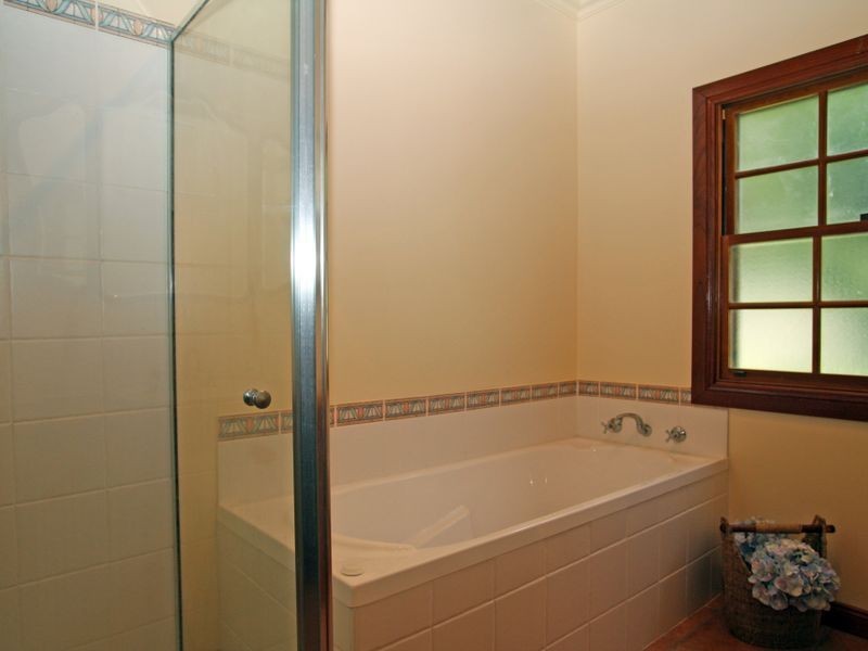 34 Cater Crescent, Sussex Inlet NSW 2540