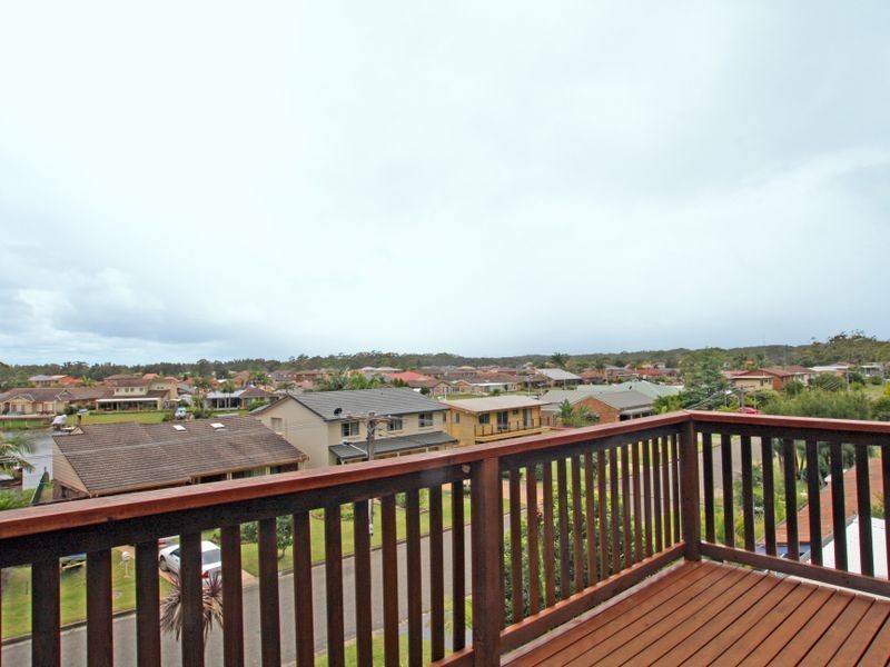 34 Cater Crescent, Sussex Inlet NSW 2540