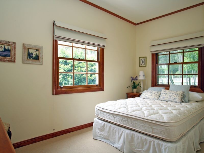 34 Cater Crescent, Sussex Inlet NSW 2540