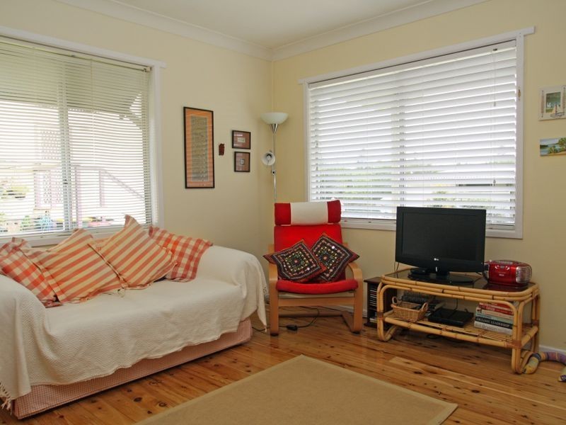 85 Jacobs Drive, Sussex Inlet NSW 2540
