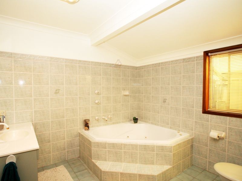 5 Cygnet Close, Cudmirrah NSW 2540