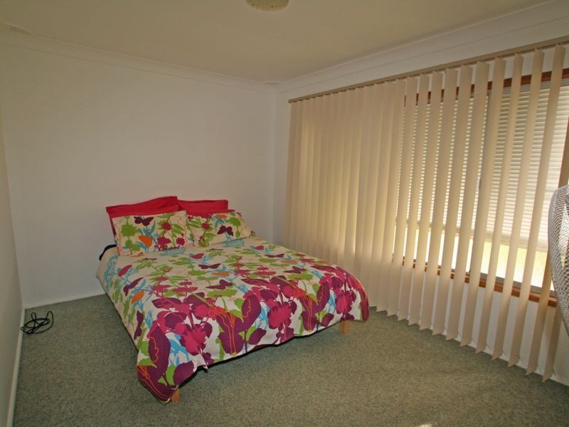 6 Cater Crescent, Sussex Inlet NSW 2540