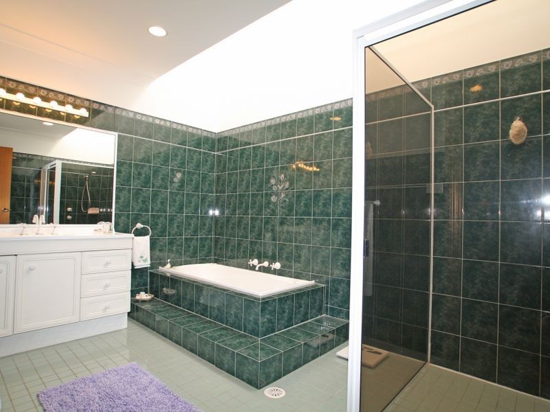 25 Cormorant Avenue, Sussex Inlet NSW 2540