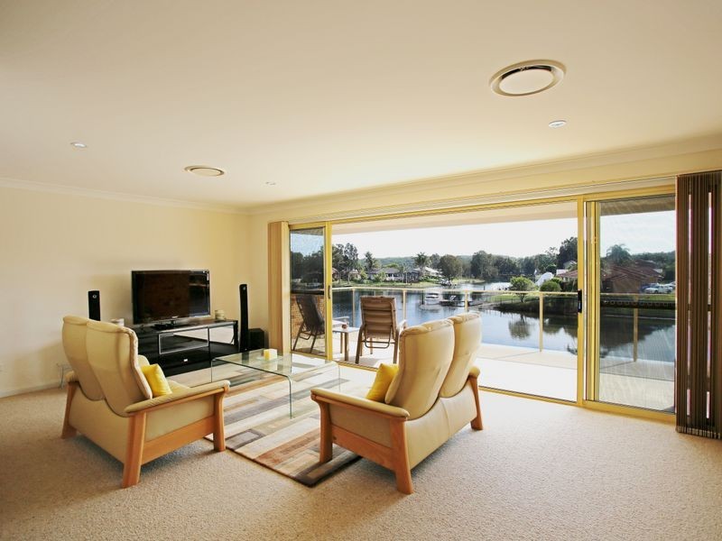 39 Whimbrel Drive, Sussex Inlet NSW 2540