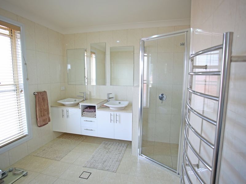 39 Whimbrel Drive, Sussex Inlet NSW 2540