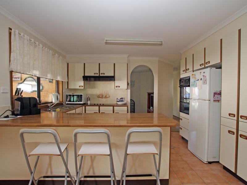 13 Wildwood Avenue, Sussex Inlet NSW 2540