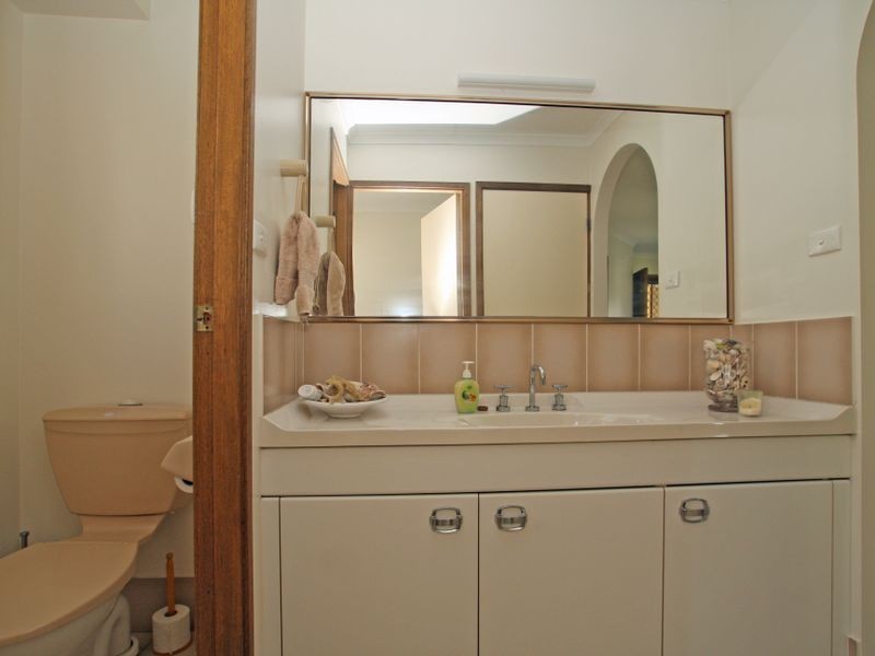 13 Wildwood Avenue, Sussex Inlet NSW 2540