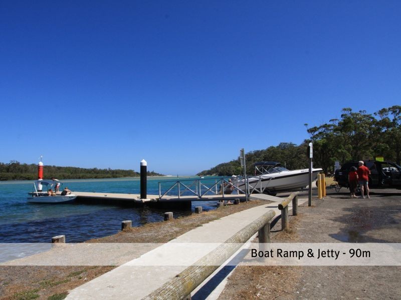 9 Edgewater Avenue, Sussex Inlet NSW 2540