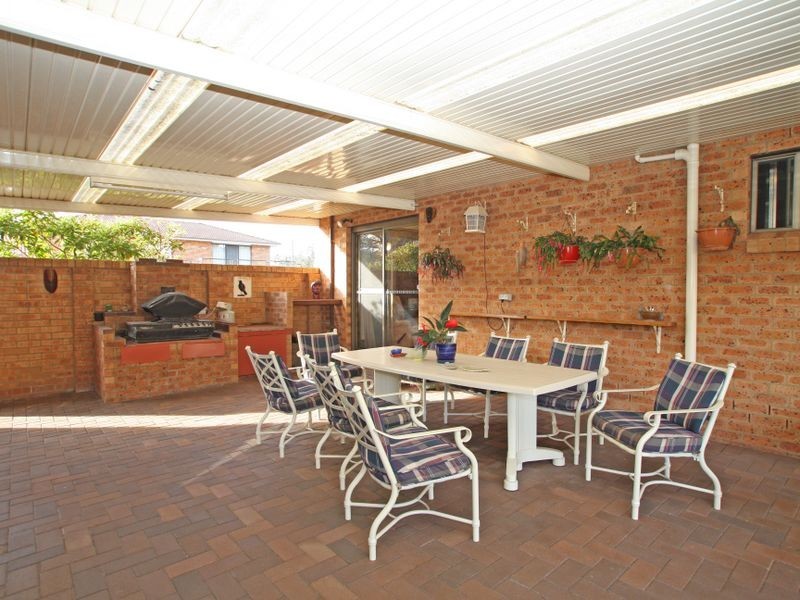 9 Edgewater Avenue, Sussex Inlet NSW 2540