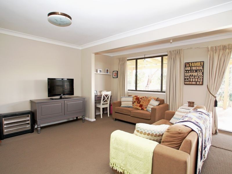 7 Paradise Crescent, Sussex Inlet NSW 2540