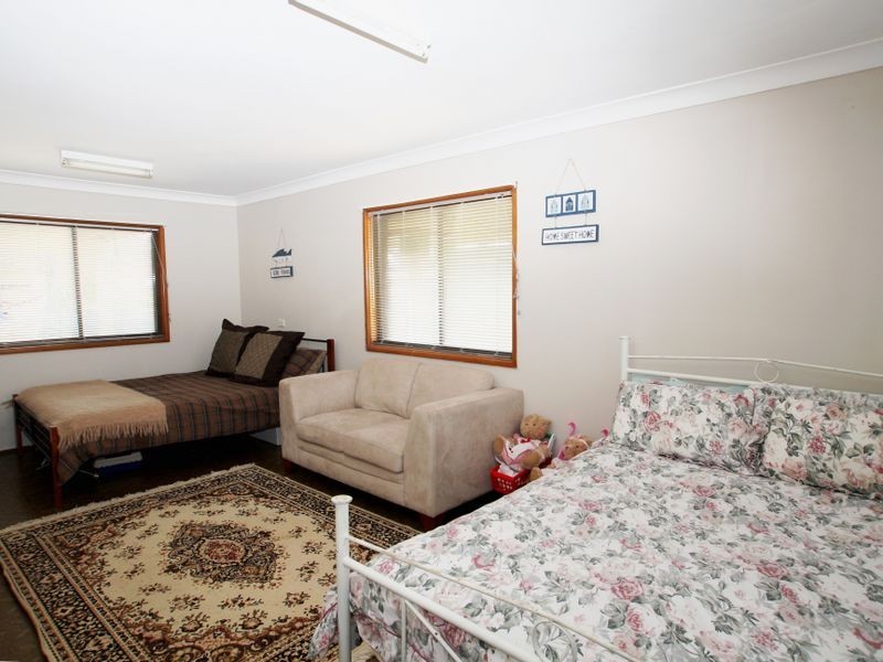 7 Paradise Crescent, Sussex Inlet NSW 2540