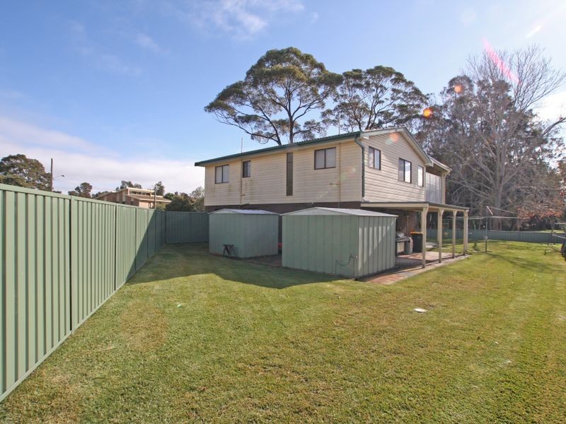 7 Paradise Crescent, Sussex Inlet NSW 2540